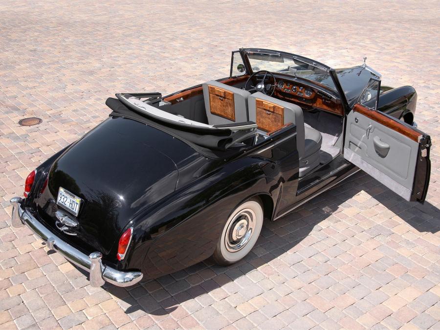  Rolls-Royce Silver Cloud Drophead Coupe 1962 года  (фото 4 из 23)